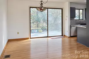 8 Shadywood Cir, Asheville, NC 28803 - Photo 6