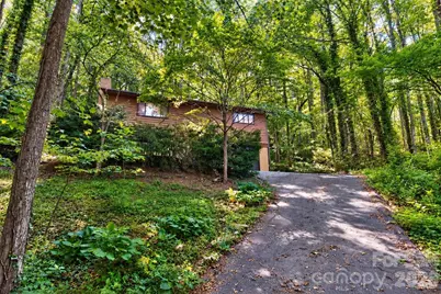 8 Shadywood Circle, Asheville, NC 28803 - Photo 2