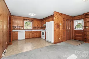 7331 Briardale Dr, Charlotte, NC 28212 - Photo 6