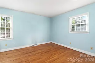 7331 Briardale Dr, Charlotte, NC 28212 - Photo 14