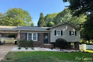 5672 Claridge Dr, Hickory, NC 28602 - Photo 1