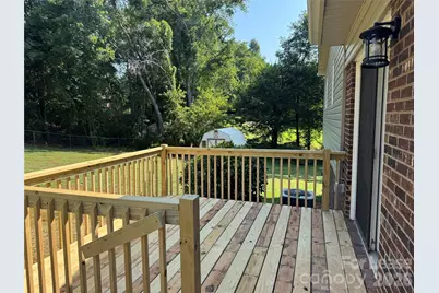 5672 Claridge Drive, Hickory, NC 28602 - Photo 20
