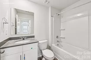2117 10th St SE, Hickory, NC 28602 - Photo 20