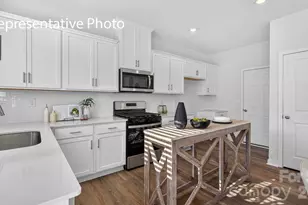 2137 10th St SE, Hickory, NC 28602 - Photo 10