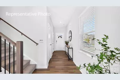 2137 10th Street SE, Hickory, NC 28602 - Photo 2