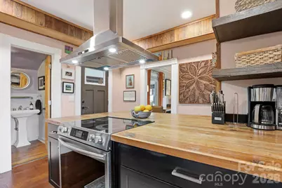 60 Roberts Street, Asheville, NC 28801 - Photo 10