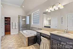 7640 Quail Park Dr, Charlotte, NC 28210 - Photo 22