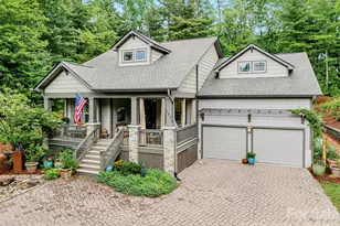 151 Monarch Rd, Hendersonville, NC 28739 - Photo 2