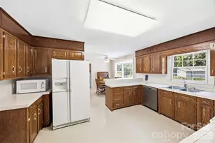 2022 Crowders Creek Rd, Gastonia, NC 28052 - Photo 12