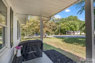 123 Strawberry Dr, Inman, SC 29349 - Photo 32