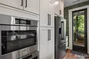 95 Merrills Chase Rd, Asheville, NC 28803 - Photo 16
