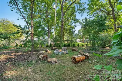 447 E Woodlawn Road, Charlotte, NC 28209 - Photo 14