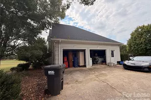 118 Sunfish Dr, Mooresville, NC 28117 - Photo 2