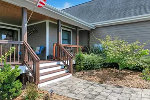 90 S Oaklawn Ave, Brevard, NC 28712 - Photo 10