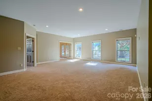 3975 Plantation Dr, Morganton, NC 28655 - Photo 32