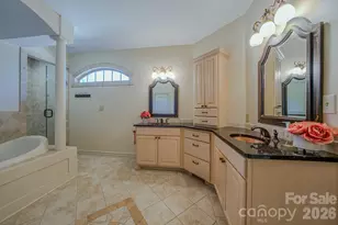 3975 Plantation Dr, Morganton, NC 28655 - Photo 18