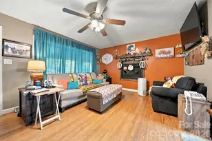 1210 2nd St SE, Conover, NC 28613 - Photo 6