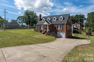 201 Cleveland Ave, Kings Mountain, NC 28086 - Photo 1