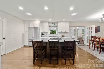 13 Foxhorn Court, Hendersonville, NC 28791 - Photo 8