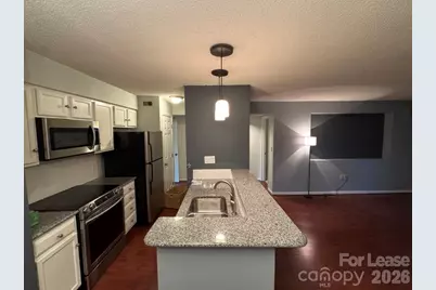 417 W 8th Street #I, Charlotte, NC 28202 - Photo 2