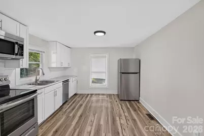 216 N Vance Street, Gastonia, NC 28052 - Photo 10