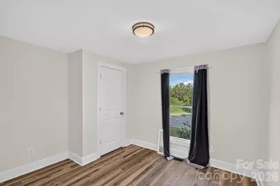 216 N Vance Street, Gastonia, NC 28052 - Photo 12