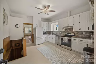110 Burkemont Avenue, Morganton, NC 28655 - Photo 12