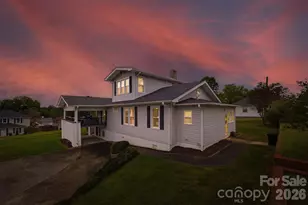 110 Burkemont Ave, Morganton, NC 28655 - Photo 1