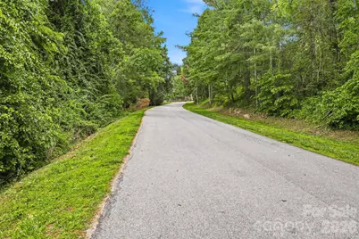 999 Perrion Avenue #18, Weaverville, NC 28787 - Photo 26
