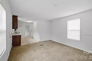 692 Topnot Rd, Yanceyville, NC 27379 - Photo 10