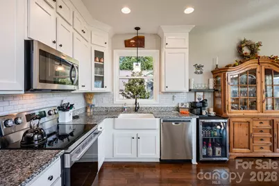 658 Pleasant Grove Church Road, Hendersonville, NC 28739 - Photo 8