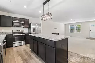 441 Trade Wind Ln, Hopkins, SC 29061 - Photo 8