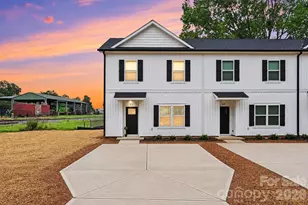 53 E 13th St, Newton, NC 28658 - Photo 1