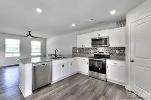 615 Potter Rd, Gaffney, SC 29341 - Photo 8