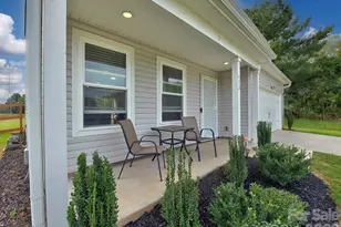615 Potter Rd, Gaffney, SC 29341 - Photo 2