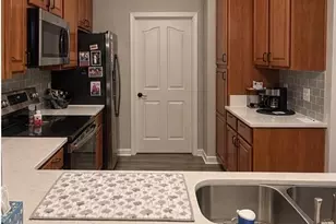 17215 Doe Valley Ct, Cornelius, NC 28031 - Photo 4