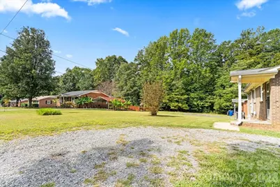 417 W Buckoak Street, Stanley, NC 28164 - Photo 18