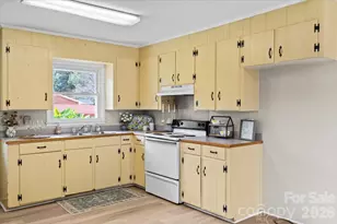 417 W Buckoak St, Stanley, NC 28164 - Photo 10