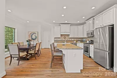 107 Berry Hill Drive, Hendersonville, NC 28791 - Photo 8