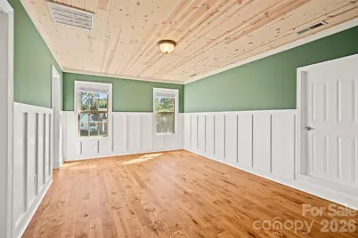 107 Berry Hill Drive, Hendersonville, NC 28791 - Photo 14