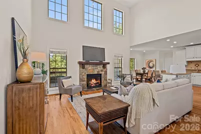 107 Berry Hill Drive, Hendersonville, NC 28791 - Photo 4