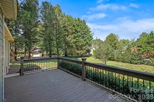 107 Berry Hill Dr, Hendersonville, NC 28791 - Photo 26