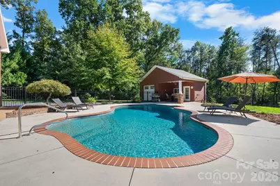2139 Zion Church Road, Hickory, NC 28602 - Photo 8