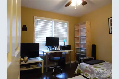 216 W 7th Street, Newton, NC 28658 - Photo 14