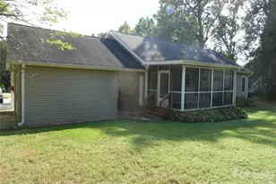 216 W 7th St, Newton, NC 28658 - Photo 4
