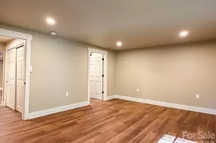 283 Robin Dr, Marion, NC 28752 - Photo 36