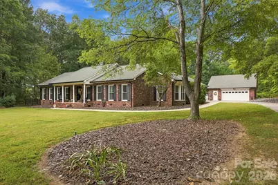 1734 Bellamy Circle, Albemarle, NC 28001 - Photo 2