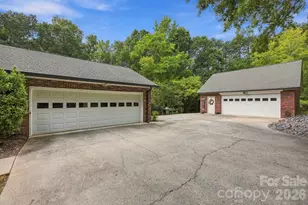 1734 Bellamy Cir, Albemarle, NC 28001 - Photo 32
