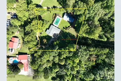 709 Berry Place SW, Lenoir, NC 28645 - Photo 2