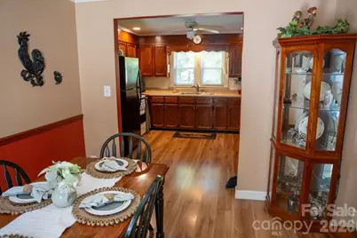 709 Berry Place SW, Lenoir, NC 28645 - Photo 10